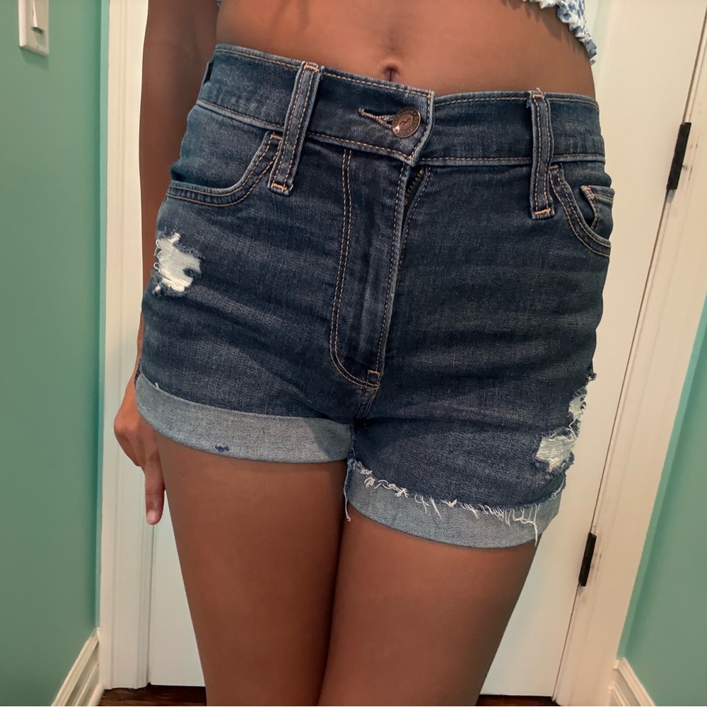 dark wash hollister distressed classic high rise jean short stretch line